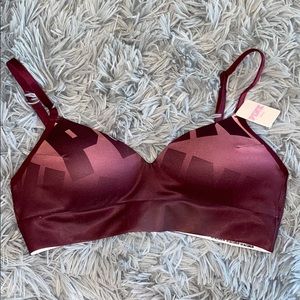 PINK Victoria’s Secret Cool&Comfy Wireless Bra